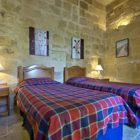 Razzett Cora Villa Victoria