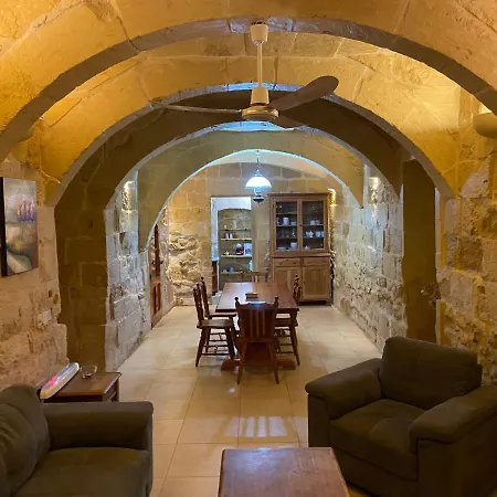 Villa Razzett Cora *