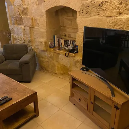 Villa Razzett Cora Victoria