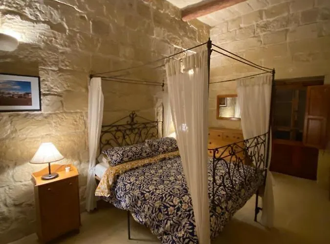 Villa Razzett Cora Victoria