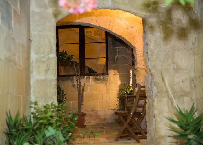 Villa Razzett Cora Victoria