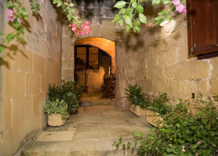 Villa Razzett Cora Victoria